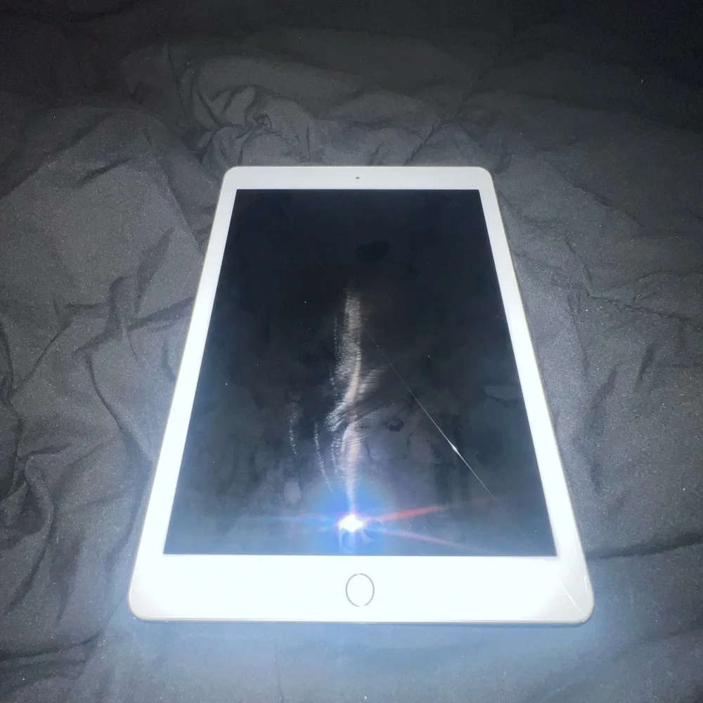 White Tablet